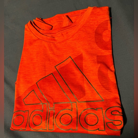 Adidas Tshirt - Picture 2 of 3